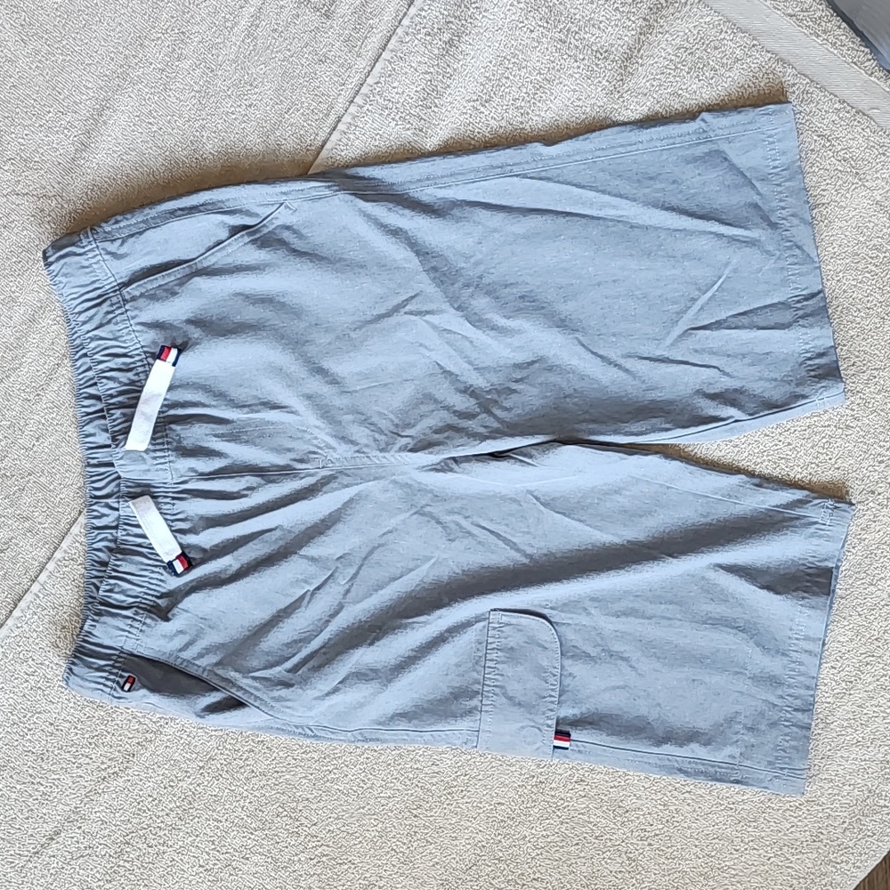 Tommy Hilfiger Boys Shorts XL (20) Grey